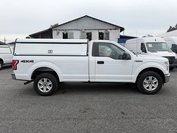 2016 Ford, dovoz Kanada — foto 6 z 12