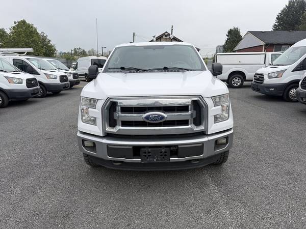 2016 Ford, dovoz Kanada — foto 8 z 12