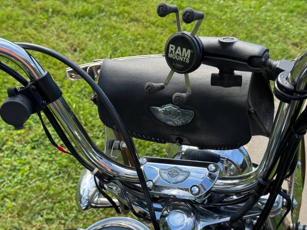2003 Harley-Davidson, dovoz USA — foto 11 z 12