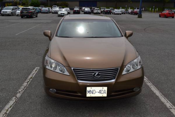 Lexus, dovoz Kanada — foto 7 z 12