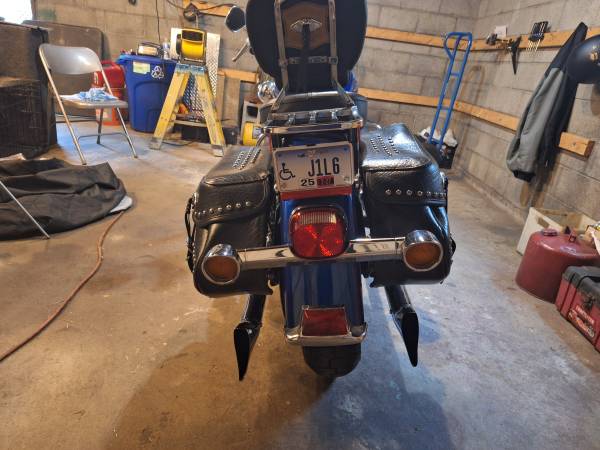 2009 Harley-Davidson, dovoz USA — foto 5 z 12