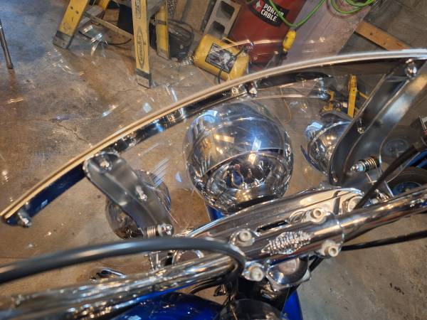 2009 Harley-Davidson, dovoz USA — foto 8 z 12