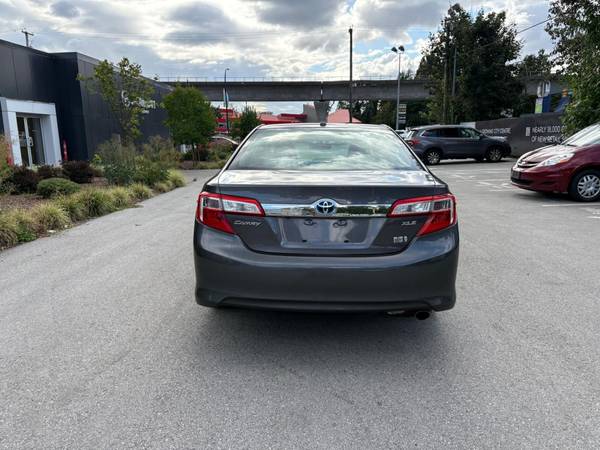 Sedan, dovoz Kanada — foto 4 z 12