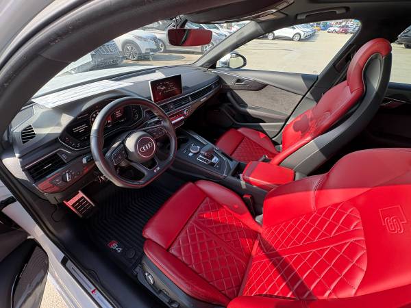 2019 Audi, dovoz Kanada — foto 12 z 12