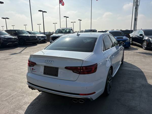 2019 Audi, dovoz Kanada — foto 7 z 12