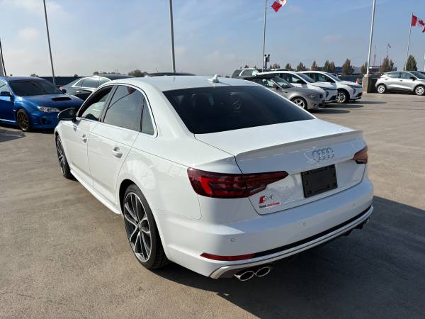 2019 Audi, dovoz Kanada — foto 9 z 12