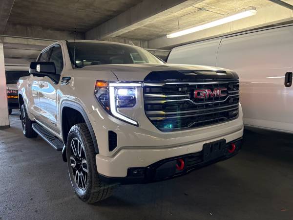 2026 GMC, dovoz Kanada — foto 2 z 12