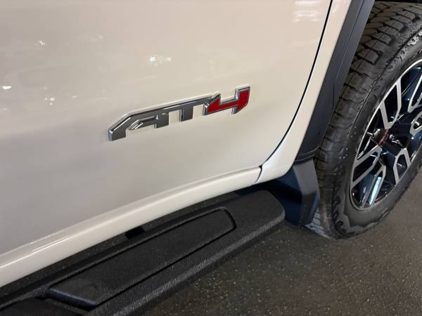2026 GMC, dovoz Kanada — foto 8 z 12