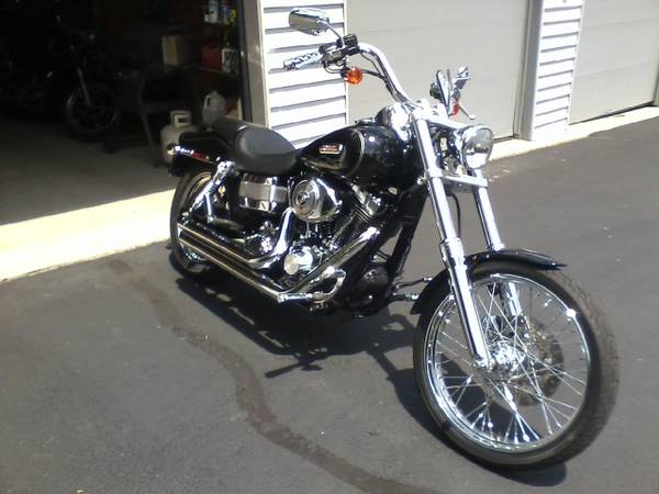 2006 Harley-Davidson, dovoz USA — foto 3 z 4