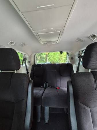 2014 Chrysler, dovoz Kanada — foto 11 z 12
