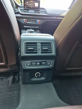 2018 Audi, dovoz Kanada — foto 12 z 12