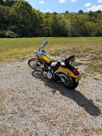2004 Harley-Davidson, dovoz USA — foto 2 z 8