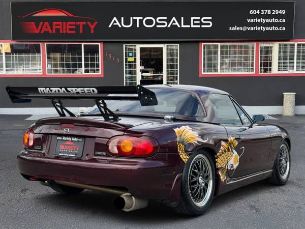 2000 Mazda, dovoz Kanada — foto 5 z 12