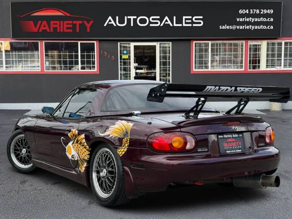 2000 Mazda, dovoz Kanada — foto 6 z 12