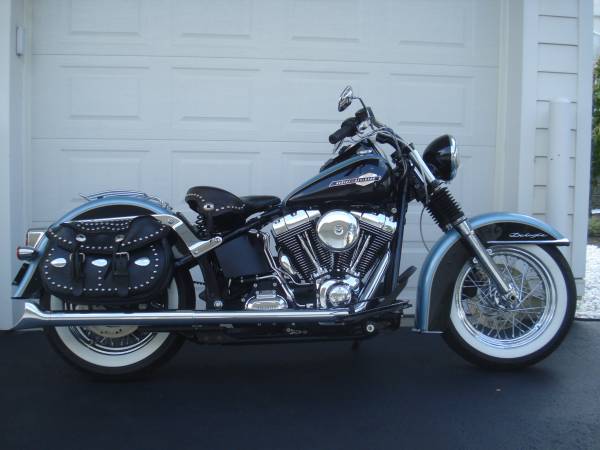 2008 Harley-Davidson, dovoz USA — foto 2 z 6