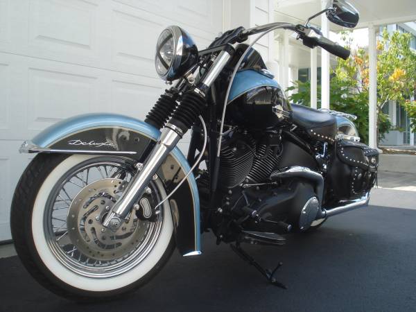 2008 Harley-Davidson, dovoz USA — foto 4 z 6