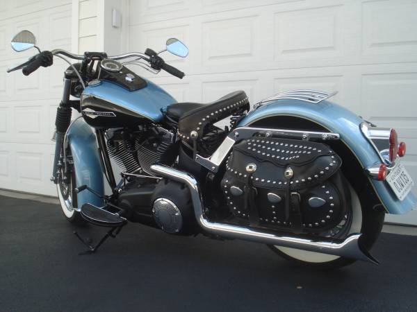 2008 Harley-Davidson, dovoz USA — foto 6 z 6