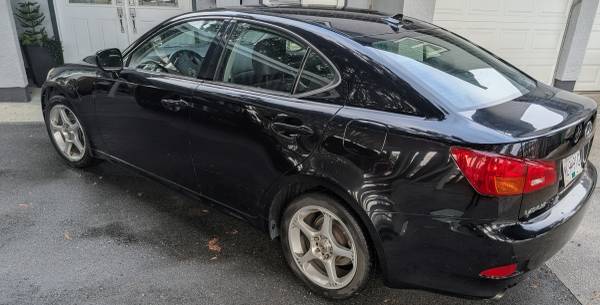 2008 Lexus, dovoz Kanada — foto 2 z 6