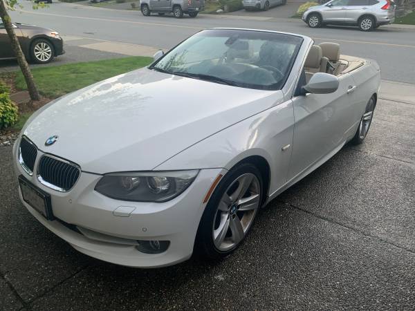 2011 BMW, dovoz Kanada — foto 11 z 12