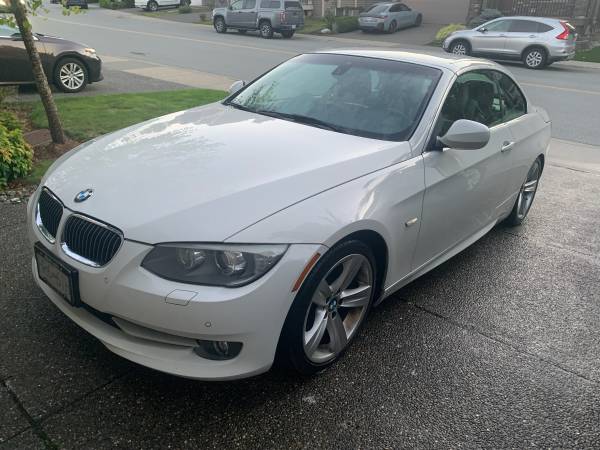 2011 BMW, dovoz Kanada — foto 4 z 12