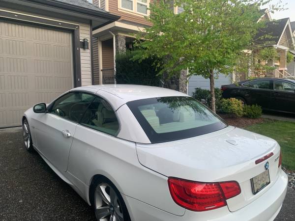 2011 BMW, dovoz Kanada — foto 5 z 12