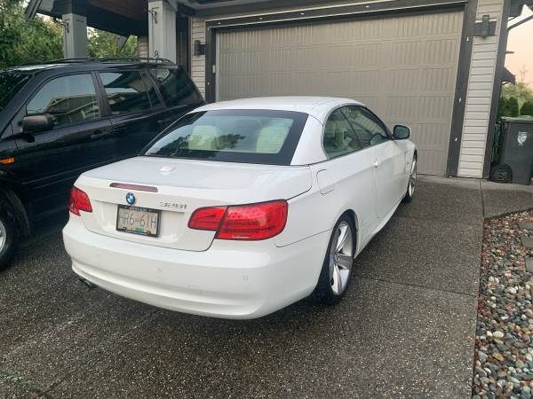 2011 BMW, dovoz Kanada — foto 6 z 12