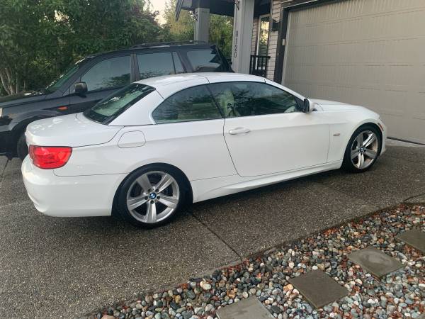 2011 BMW, dovoz Kanada — foto 7 z 12