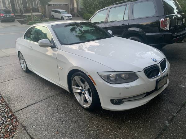 2011 BMW, dovoz Kanada — foto 8 z 12
