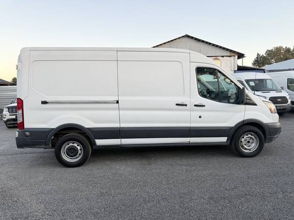 2017 Ford, dovoz Kanada — foto 6 z 12