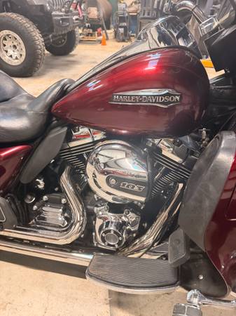 2015 Harley-Davidson, dovoz USA — foto 5 z 8