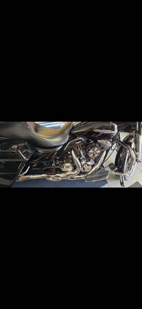 2012 Harley-Davidson, dovoz USA — foto 2 z 7