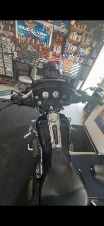 2012 Harley-Davidson, dovoz USA — foto 4 z 7
