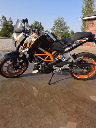 2015 KTM, dovoz USA — foto 3 z 5