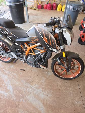 2015 KTM, dovoz USA — foto 4 z 5