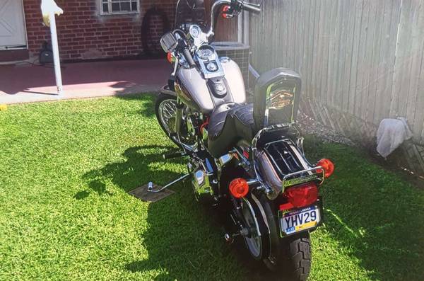 1997 Harley-Davidson, dovoz USA — foto 5 z 8