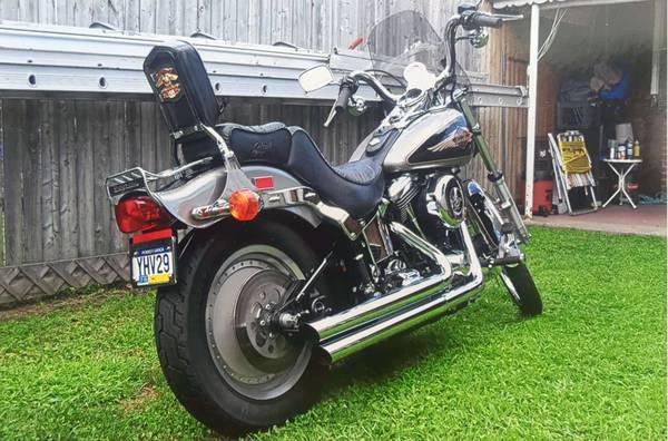 1997 Harley-Davidson, dovoz USA — foto 8 z 8