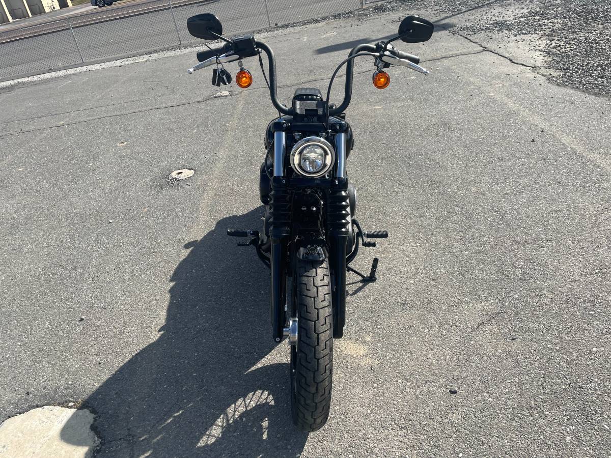 2020 Harley-Davidson, dovoz USA — foto 3 z 12