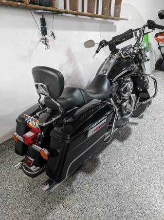 2003 Harley-Davidson, dovoz USA — foto 2 z 3