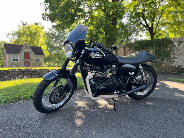 2012 Harley-Davidson, dovoz USA — foto 1