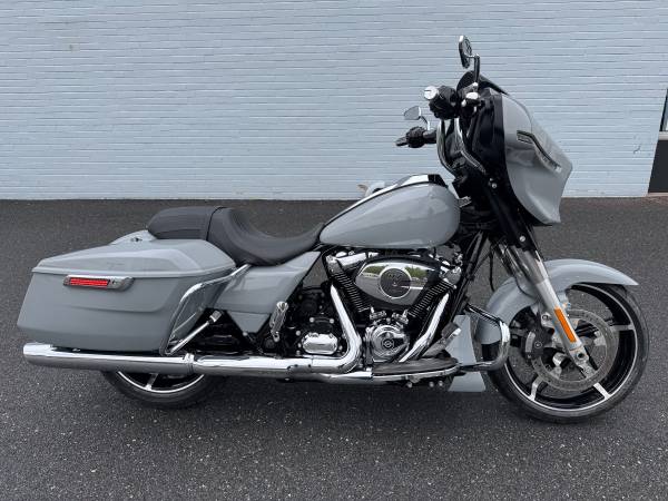 Harley-Davidson, dovoz USA — foto 1