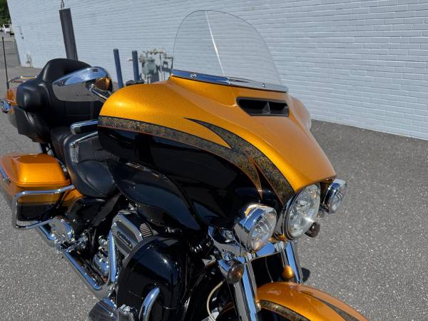 2015 Harley-Davidson, dovoz USA — foto 6 z 12