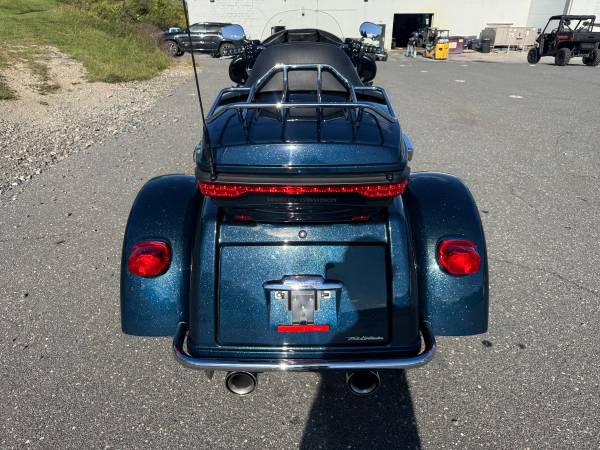 2016 Harley-Davidson, dovoz USA — foto 4 z 12