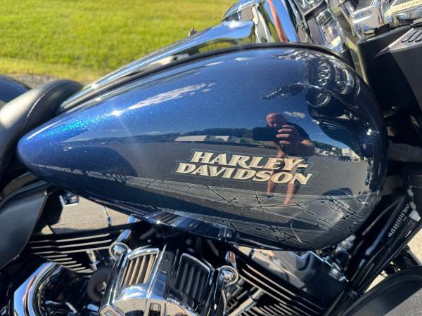 2016 Harley-Davidson, dovoz USA — foto 5 z 12