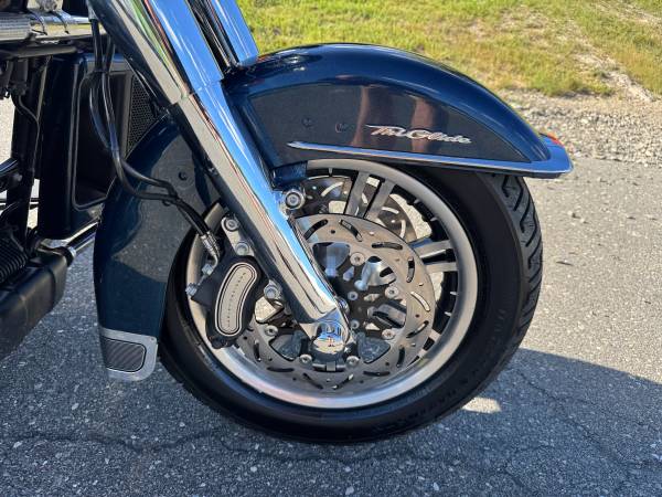2016 Harley-Davidson, dovoz USA — foto 7 z 12