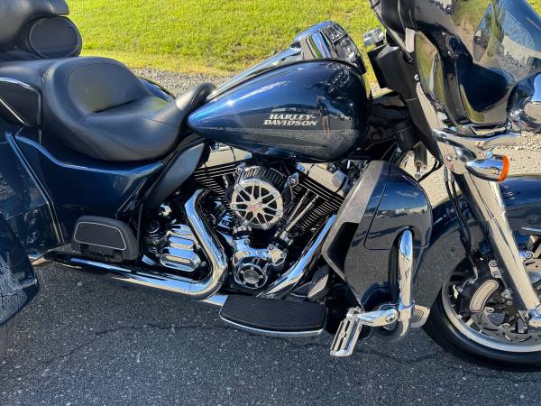 2016 Harley-Davidson, dovoz USA — foto 8 z 12