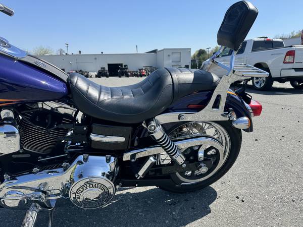 2012 Harley-Davidson, dovoz USA — foto 11 z 12
