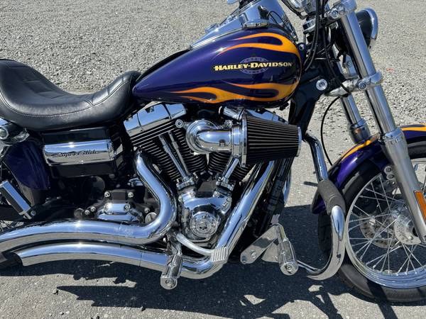 2012 Harley-Davidson, dovoz USA — foto 8 z 12