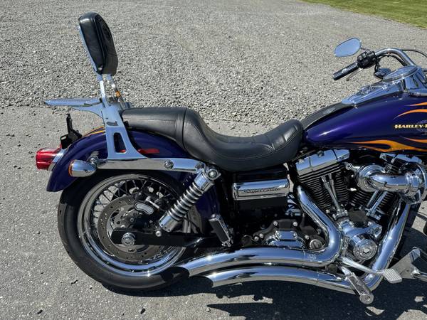2012 Harley-Davidson, dovoz USA — foto 9 z 12