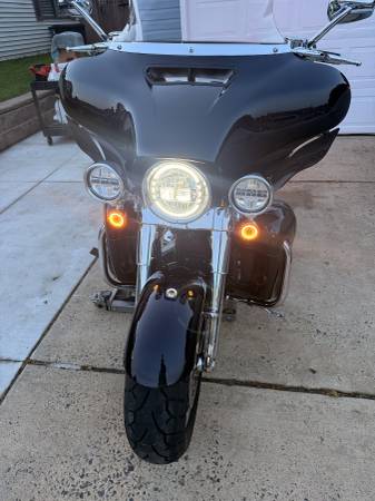 2017 Harley-Davidson, dovoz USA — foto 12 z 12