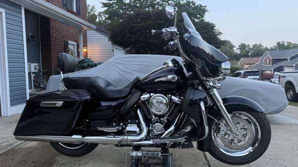 2017 Harley-Davidson, dovoz USA — foto 2 z 12